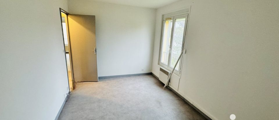 Apartment 4 rooms of 100 m² in Saint-Mammès (77670)