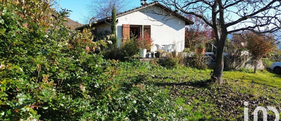 Maison traditionnelle 4 pièces de 90 m² à Châbons (38690)