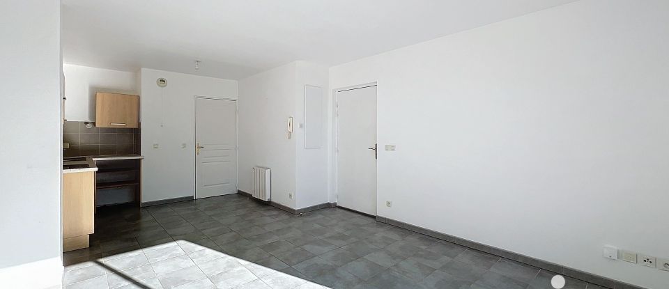 Appartement 2 pièces de 44 m² à Volx (04130)