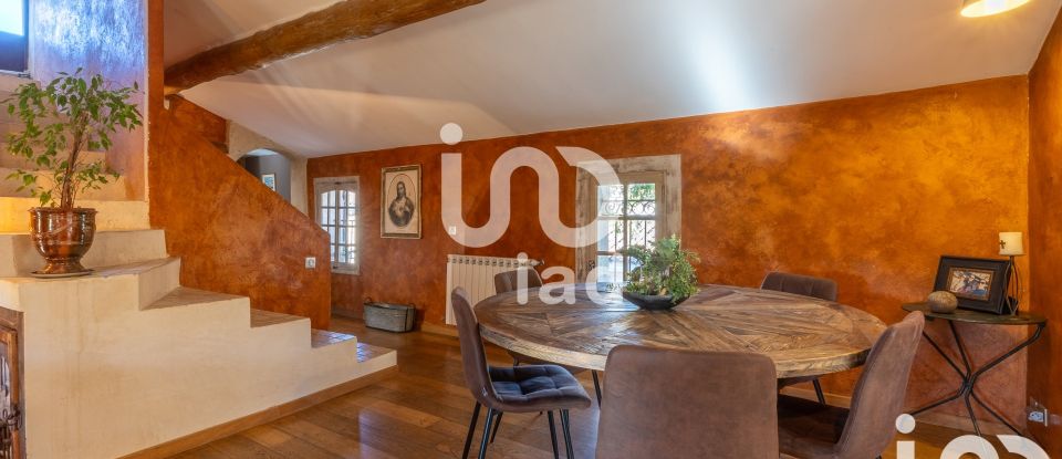 Appartement 5 pièces de 151 m² à Mazan (84380)