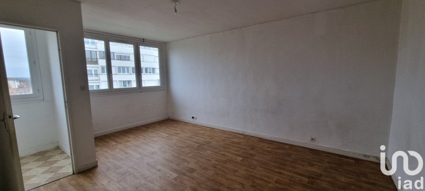 Apartment 1 room of 29 m² in Montargis (45200)