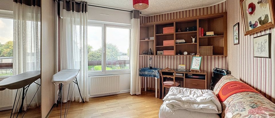 Appartement 4 pièces de 78 m² à Loudéac (22600)