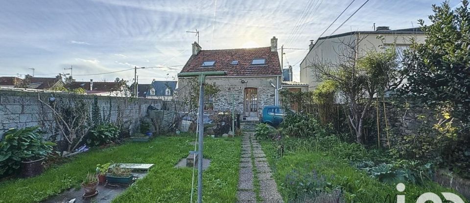 Maison 5 pièces de 84 m² à Cherbourg-en-Cotentin (50120)