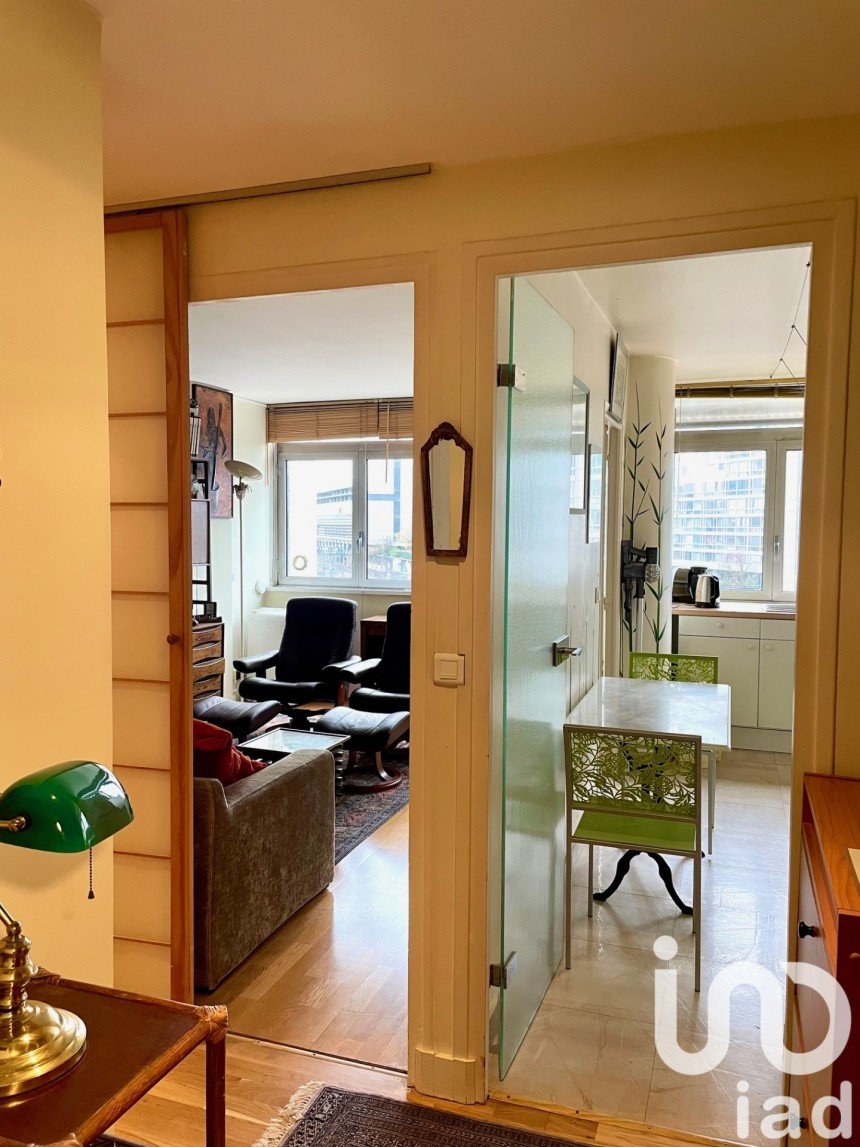 Appartement 2 pièces de 49 m² à Paris (75014)