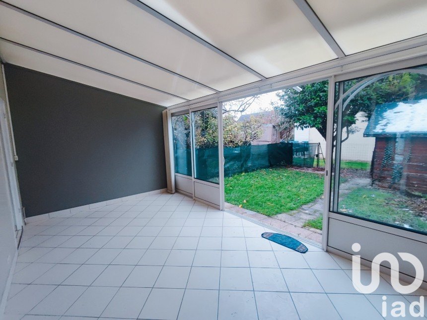 House 5 rooms of 71 m² in Saint-André-les-Vergers (10120)