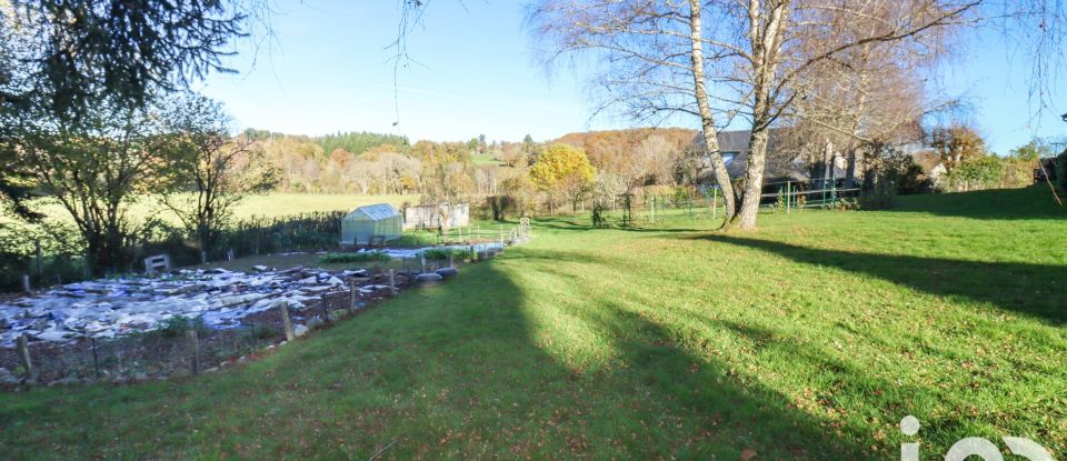 Traditional house 6 rooms of 165 m² in Saint-Bonnet-près-Bort (19200)