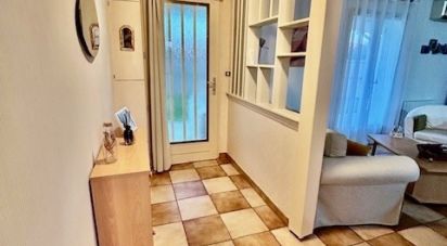 House 4 rooms of 85 m² in Izon (33450)