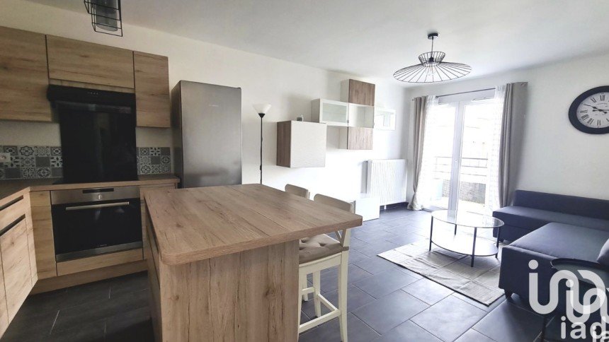 Appartement 3 pièces de 55 m² à Chelles (77500)