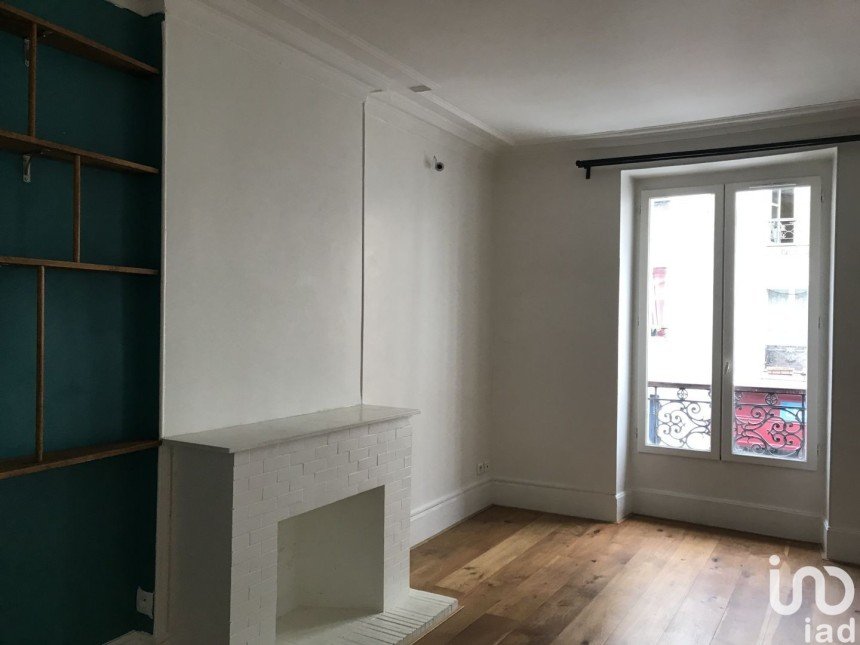 Appartement 3 pièces de 54 m² à Paris (75018)