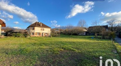 Land of 916 m² in Yenne (73170)