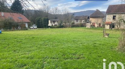 Land of 916 m² in Yenne (73170)