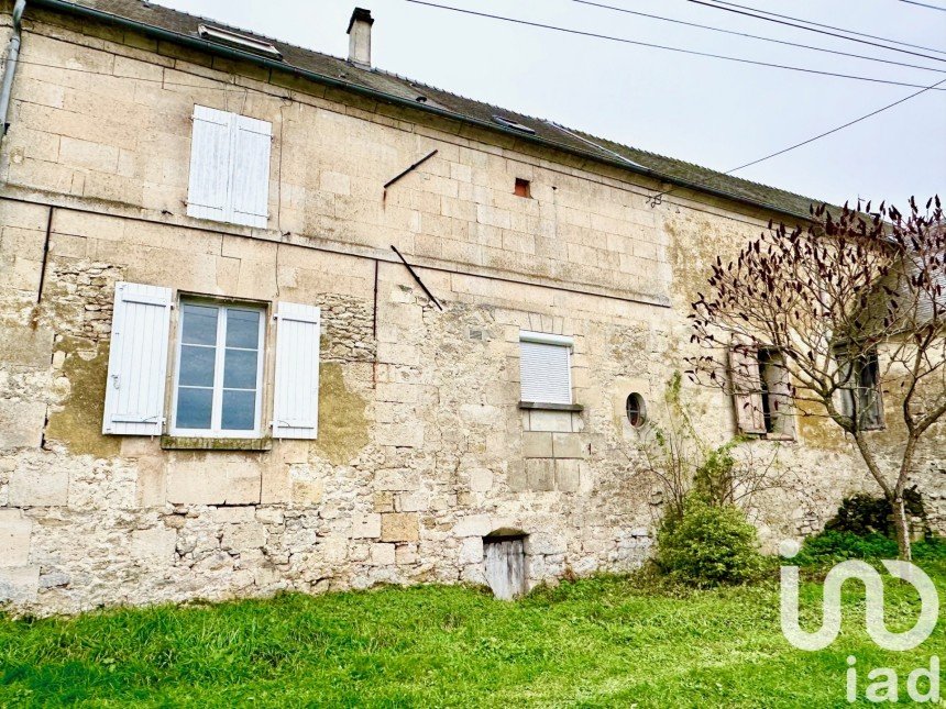 Maison 5 pièces de 130 m² à Fresnoy-la-Rivière (60127)