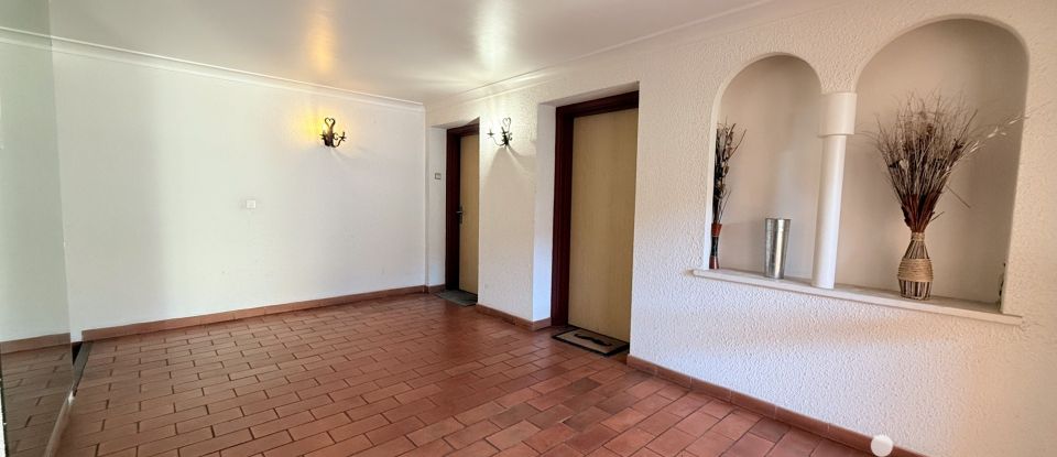 Apartment 2 rooms of 29 m² in Cogolin (83310)