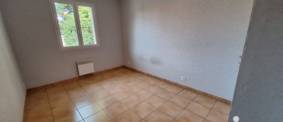 Maison 5 pièces de 121 m² à Lamothe-Montravel (24230)