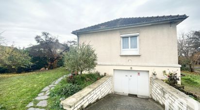 Town house 5 rooms of 86 m² in Courcelles-sur-Seine (27940)