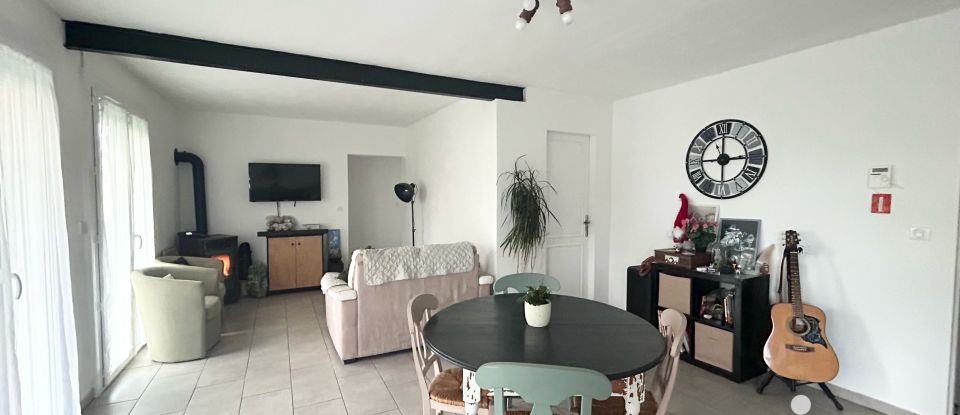 Town house 5 rooms of 86 m² in Courcelles-sur-Seine (27940)