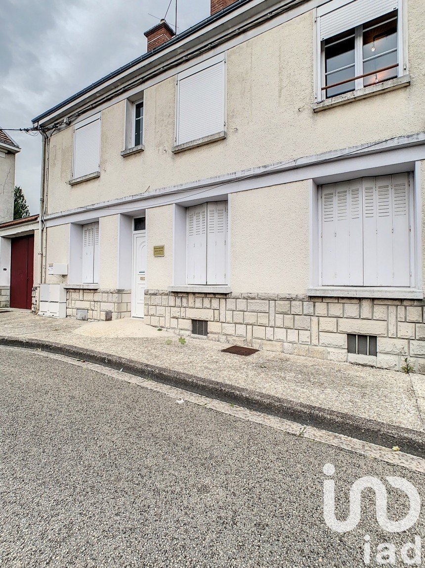 Town house 4 rooms of 85 m² in Fère-Champenoise (51230)