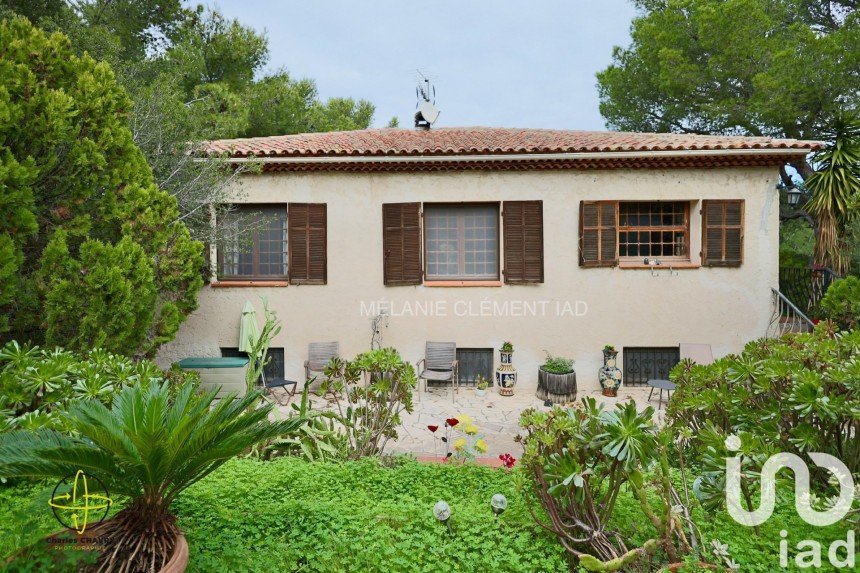 Maison traditionnelle 5 pièces de 91 m² à La Seyne-sur-Mer (83500)