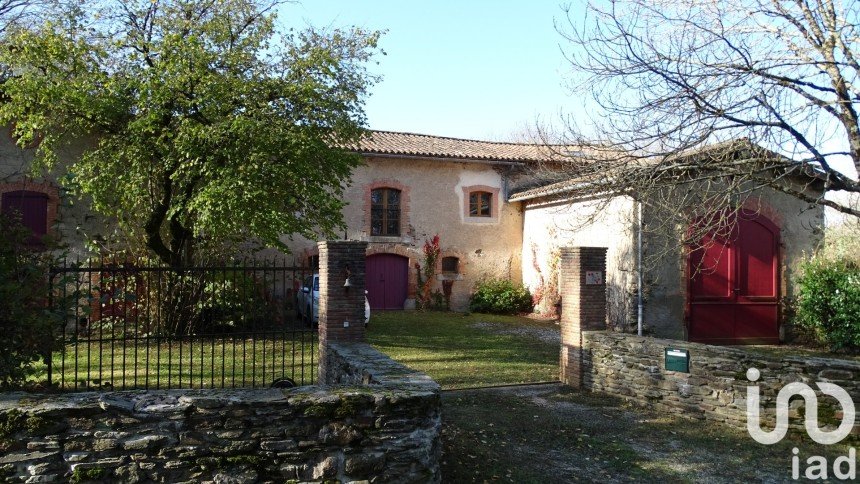 Country house 8 rooms of 360 m² in Soual (81580)