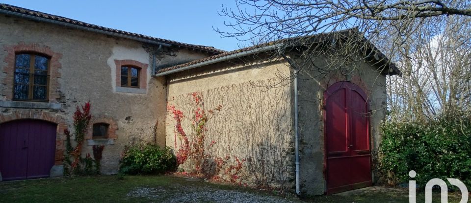 Country house 8 rooms of 360 m² in Soual (81580)