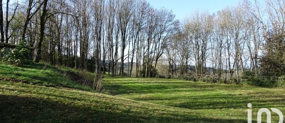 Country house 8 rooms of 360 m² in Soual (81580)