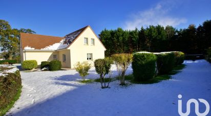 Traditional house 7 rooms of 146 m² in Tour-en-Bessin (14400)