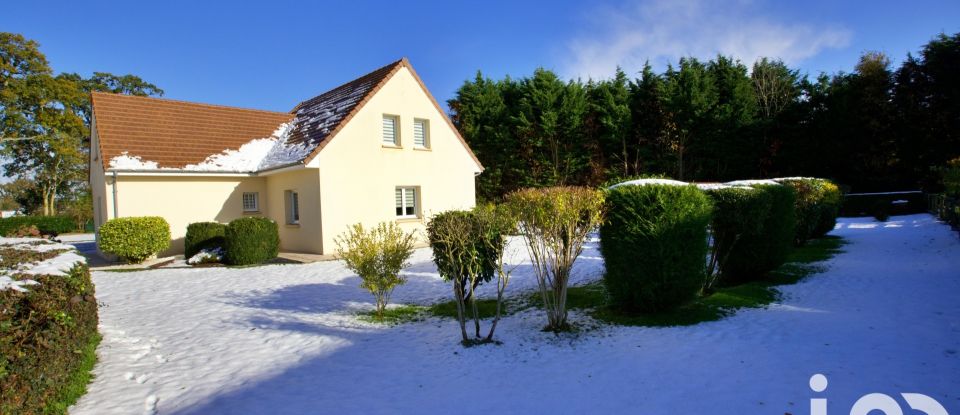 Maison traditionnelle 7 pièces de 146 m² à Tour-en-Bessin (14400)