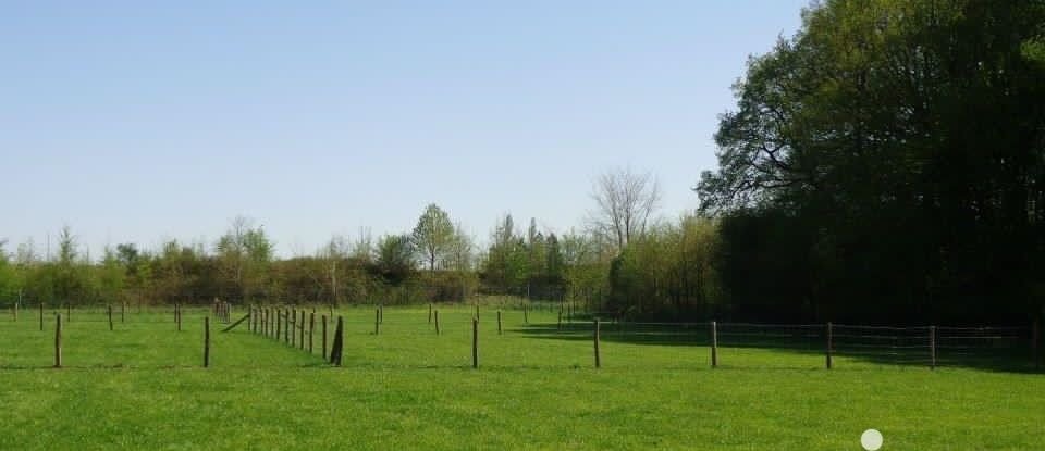 Country house 9 rooms of 282 m² in Vernoy (89150)