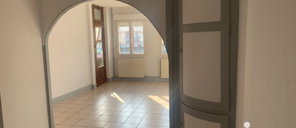 Town house 5 rooms of 153 m² in Fayl-Billot (52500)