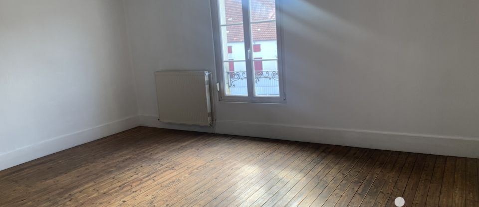 Town house 5 rooms of 153 m² in Fayl-Billot (52500)