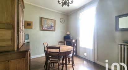 Traditional house 5 rooms of 95 m² in Montgeron (91230)