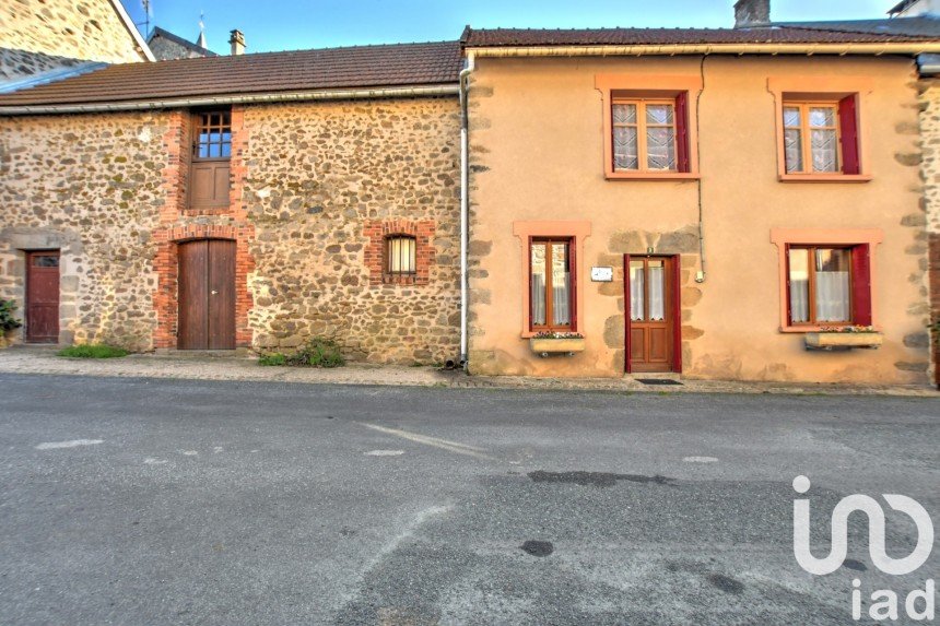 Maison de village 4 pièces de 62 m² à Bénévent-l'Abbaye (23210)