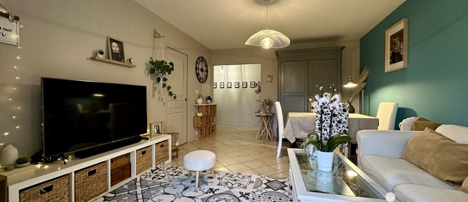 Apartment 3 rooms of 73 m² in Blois (41000)