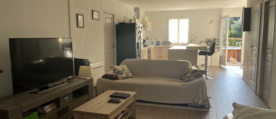 Maison 8 pièces de 404 m² à Peyruis (04310)