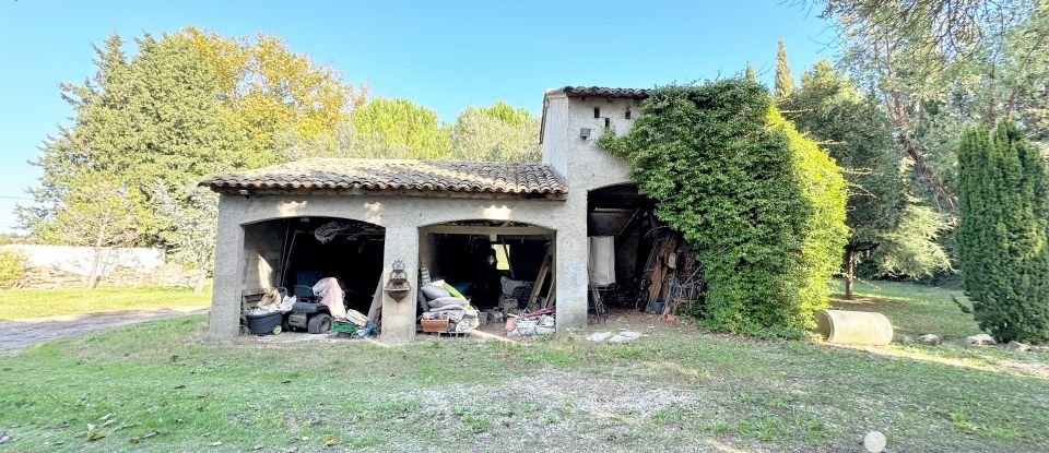 Mas 13 pièces de 326 m² à Uzès (30700)