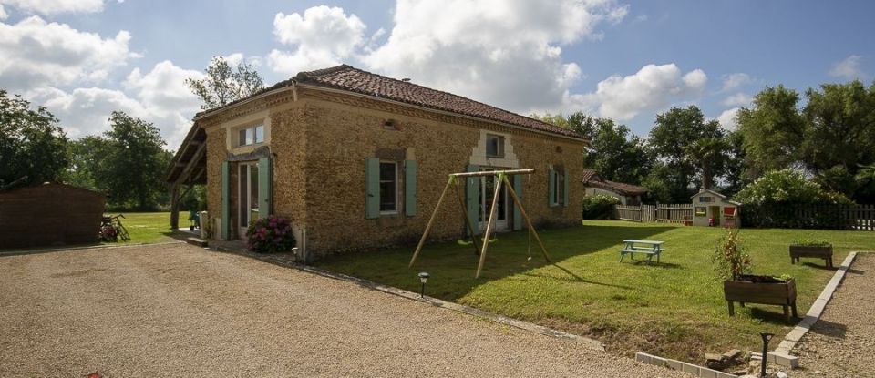 Estate 12 rooms of 360 m² in Le Frêche (40190)