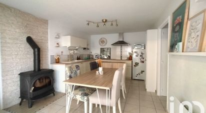 House 4 rooms of 103 m² in Les Herbiers (85500)