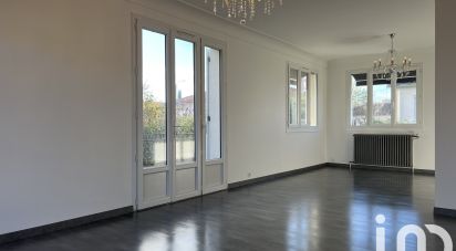 House 1 room of 132 m² in Niort (79000)