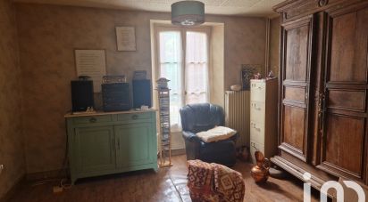 Maison de campagne 4 pièces de 98 m² à Saint-Florentin (89600)