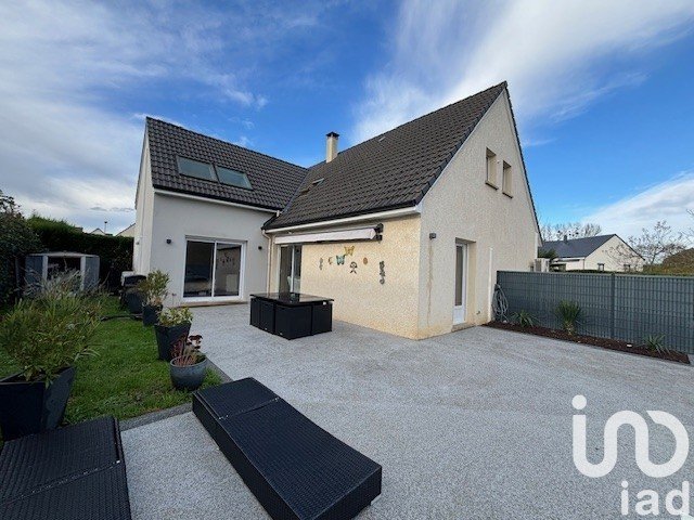 House 6 rooms of 160 m² in Bourg-Achard (27310)