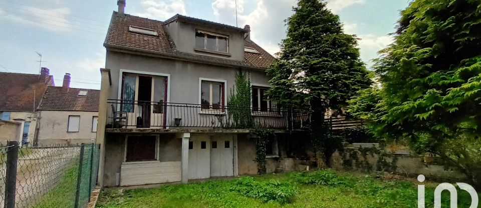 Traditional house 8 rooms of 130 m² in Verberie (60410)