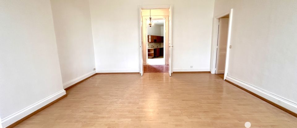 Appartement 5 pièces de 120 m² à Bédarieux (34600)