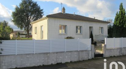 Traditional house 4 rooms of 101 m² in Bressuire (79300)