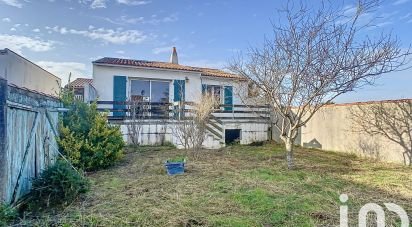 Traditional house 3 rooms of 84 m² in Sainte-Marie-de-Ré (17740)