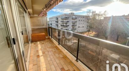 Apartment 3 rooms of 64 m² in Évry (91000)