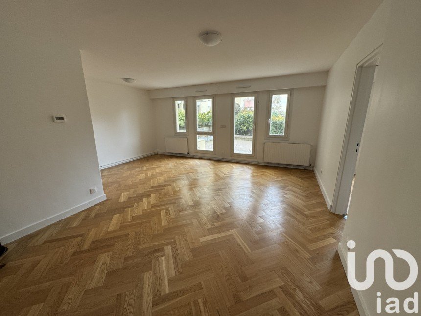 Apartment 2 rooms of 55 m² in Metz (57000)