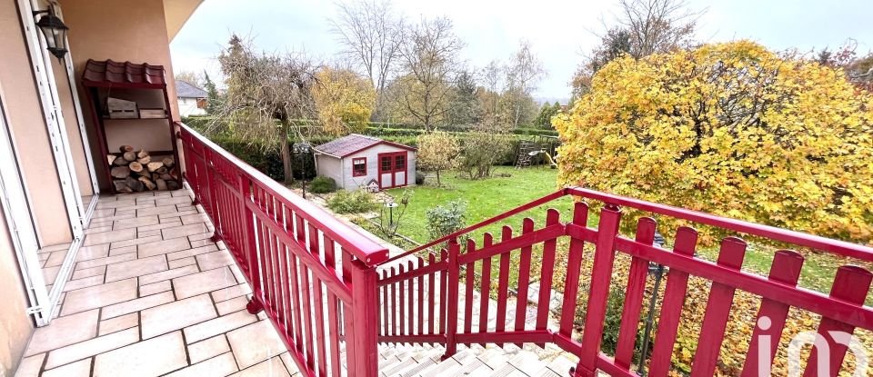 Maison 5 pièces de 115 m² à Crécy-la-Chapelle (77580)