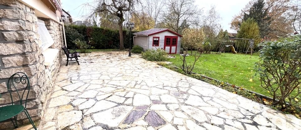 Maison 5 pièces de 115 m² à Crécy-la-Chapelle (77580)