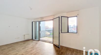 Appartement 3 pièces de 62 m² à Saint-Denis (93200)