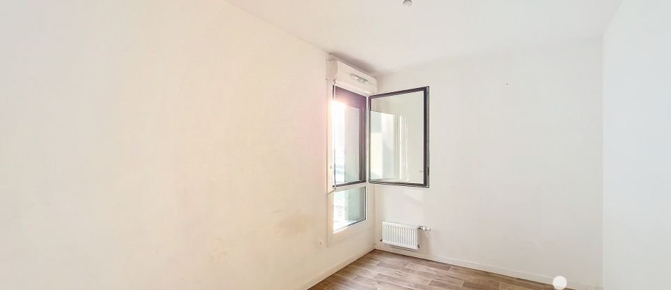 Appartement 3 pièces de 62 m² à Saint-Denis (93200)